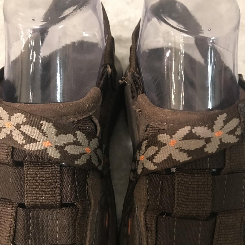 Chaco Sandals Youth Size 4 Brown Clogs Conundrum Fisherman Hiking Shoes Hiking - Picture 6 of 9